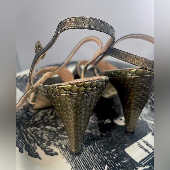 🖤 Vintage 🖤 1980’s 🐍 Higbee’s Green Snakeskin Leather Gold 7 1/2 Strappy 🇮🇹 - Picture 9 of 10